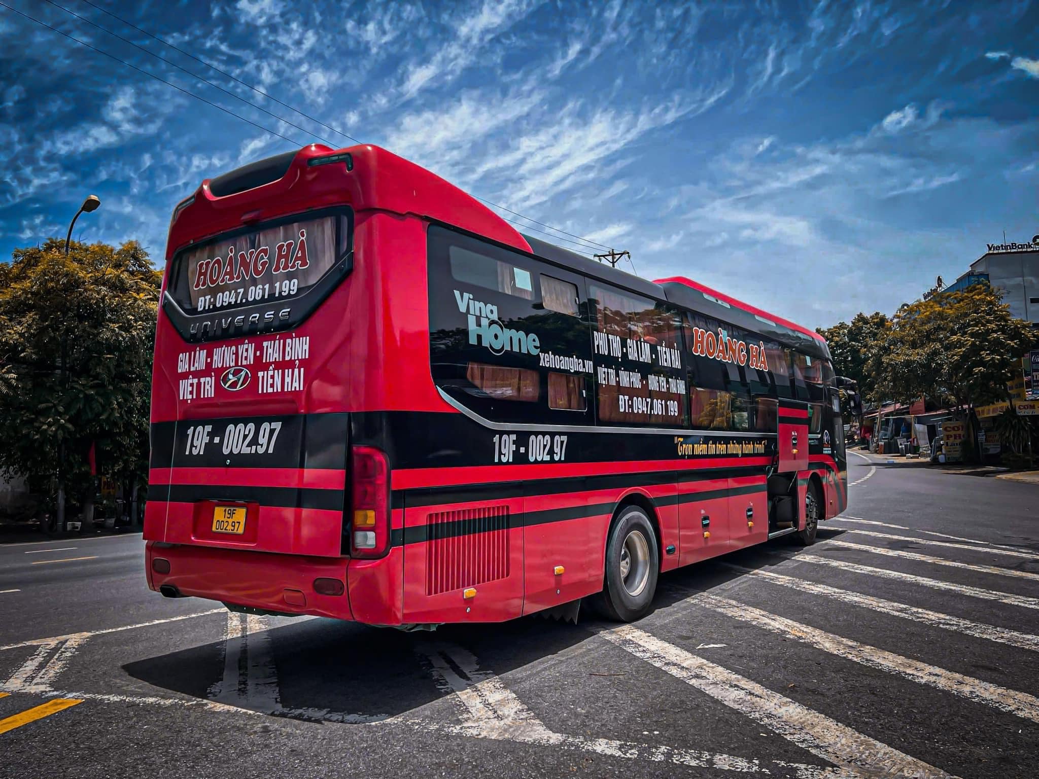 Nhà xe Hoàng Hà