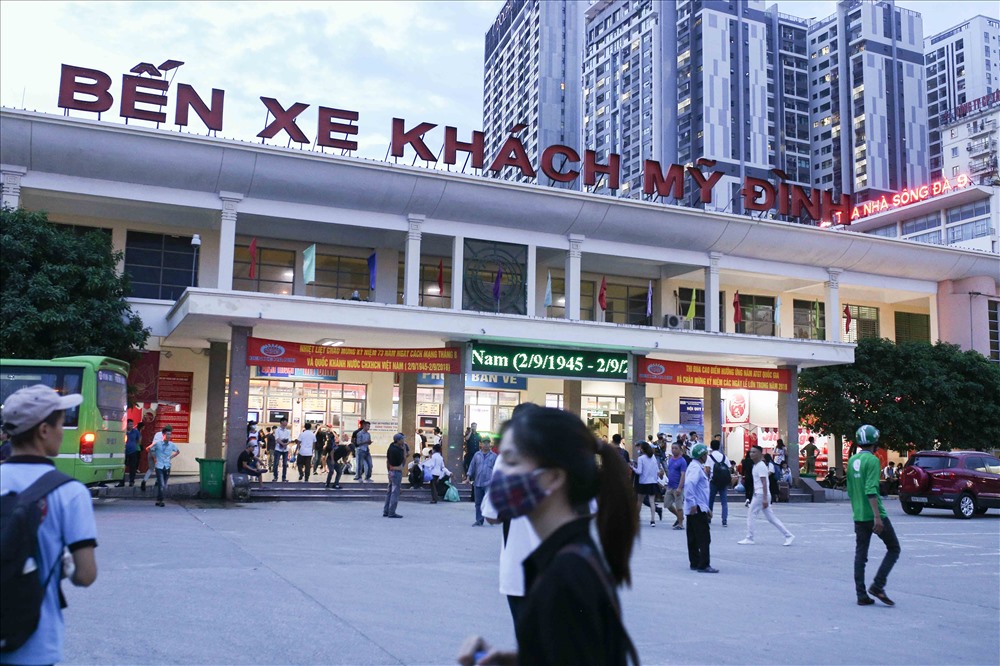 Đặt vé xe lễ Quốc Khánh 2/9/2025